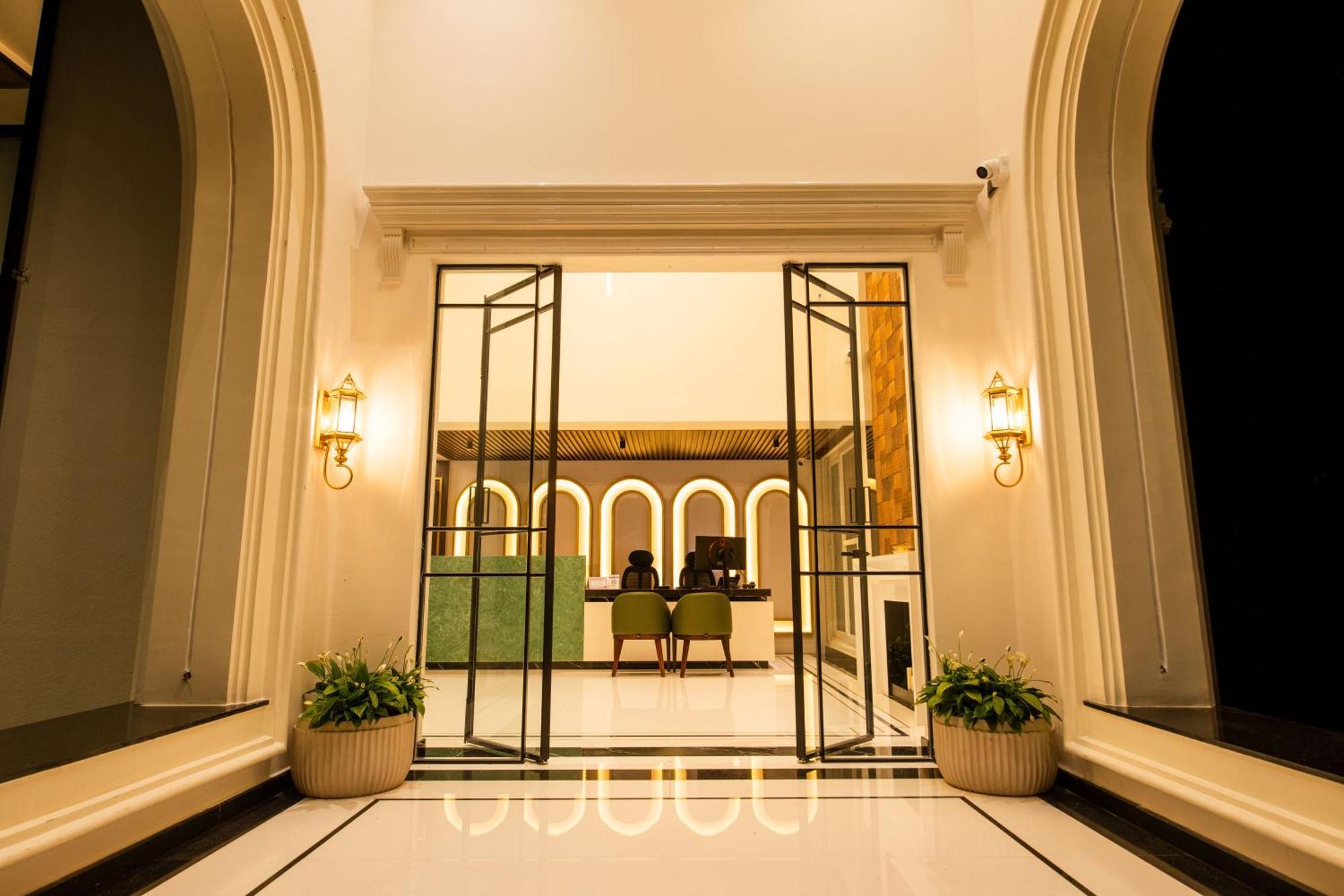 Hotel Mysore Radiance Exterior foto